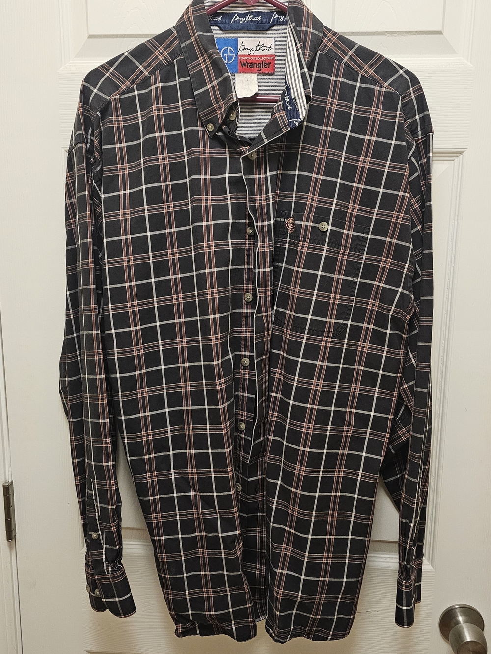 Wrangler Black Plaid Button-Down Shirt with Pink and White Checks